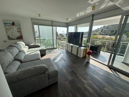 4 room luxury House for rent in Sitges, Catalonia - Photo 5