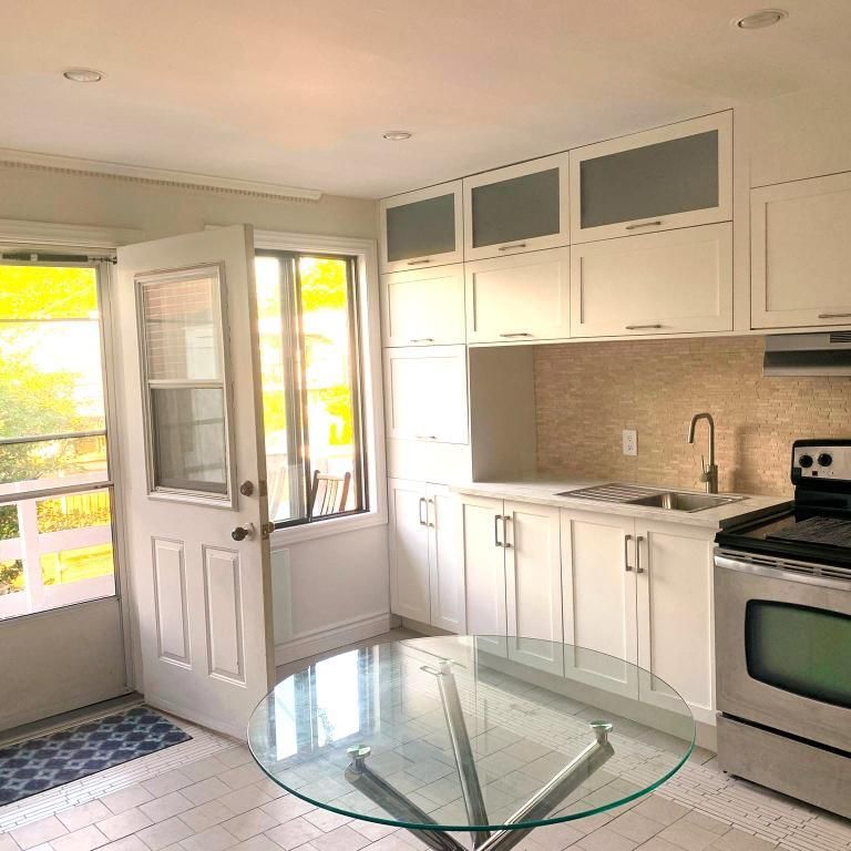 SUPERBE HAUT DUPLEX TT MEUBLÉ/INCLUS-6MN M°D'IBERVILLE-HEC-UDEM-POLY - Photo 1