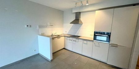 Appartement te huur in Antwerpen voor € 795 met 1 slaapkamer - Photo 4