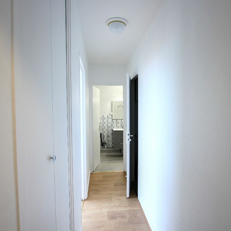 Appartement Courbevoie BECON 2 pièces 45 m² - Photo 1