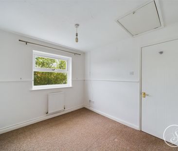 Silkstone Court, Crossgates, Leeds - Photo 2