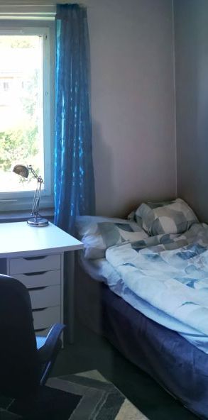 Gulddragargränd, Vällingby - Photo 1