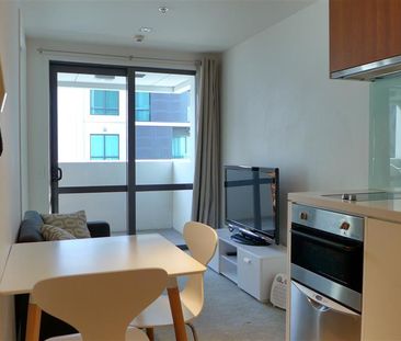 CITY CENTRE - Dockside Cutie - Photo 5