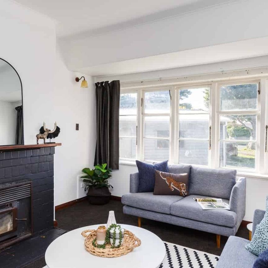 WEST END - 3 BEDROOM - Photo 1