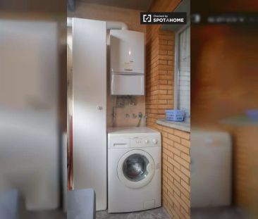 Room in a shared 5-bedroom apartment for rent in Valdebernardo - Foto 4