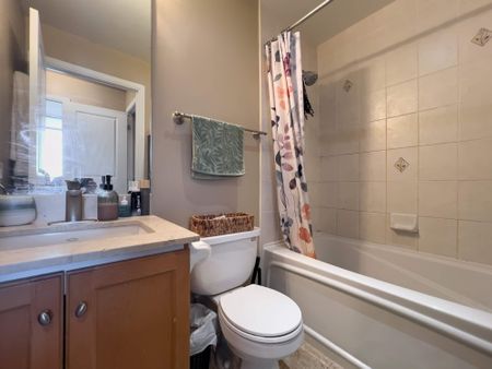 For Lease - 18 Yorkville Avenue Unit# 2008, Toronto, Ontario - Photo 2