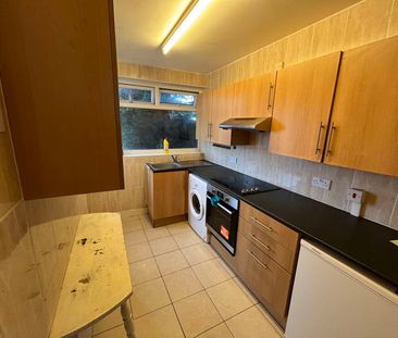 A Warm House for Rent in Filton! First Floor Double Rear - Photo 5