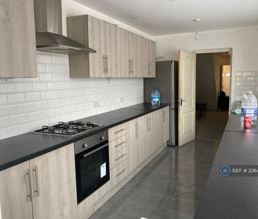 1 bedroom in a house share to rent - Photo 5