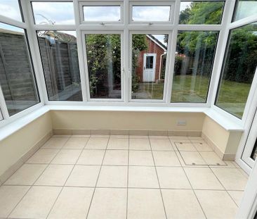 4 bedroom detached house to rent - Photo 1