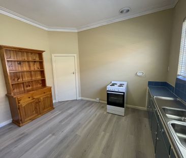 Comfortable 3-Bedroom Home in a Convenient Brooklyn Location - Photo 6