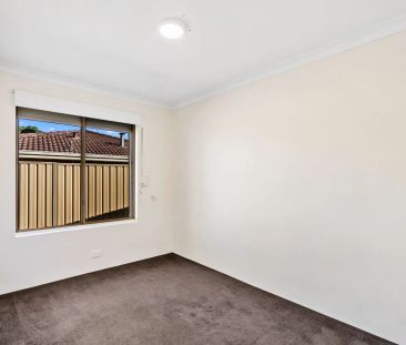 Spacious 4x2 Family Home in a Tranquil Coodanup Location - Photo 6