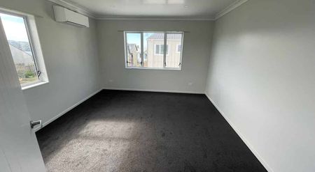 New Apartment close to town - Photo 2