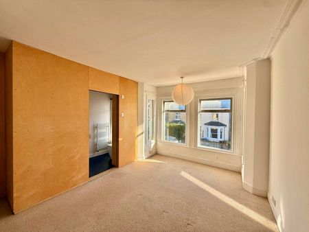 Cedar Road, Norwich - Photo 3