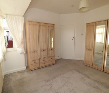 3-Bed Home in a Quiet, Family-Friendly Swinton Location - Photo 6