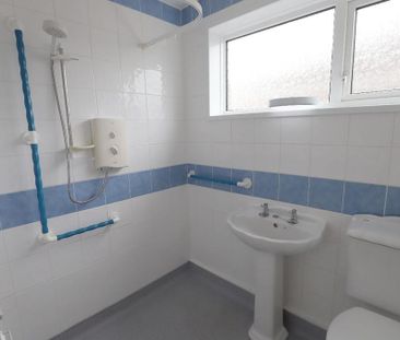 2 bedroom bungalow to rent - Photo 5