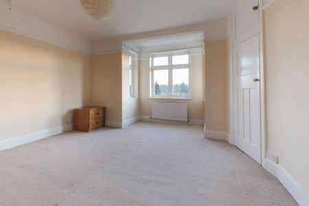 4 bedroom semi-detached house to rent - Photo 4