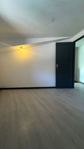 Location Appartement 3 pièces 60m² - Photo 3