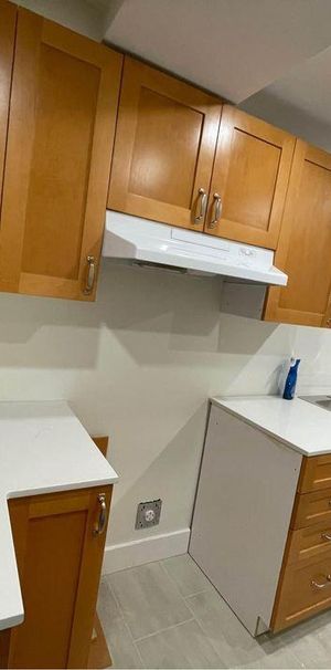 LOGEMENT 4 /1, style condo. à louer près de tous les services - Photo 1