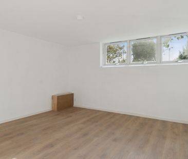 Renoveret 3 plans villa med skøn have, Aarhus N - Photo 3