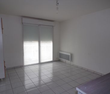 Location Appartement 2 pièces 38m² - Photo 2