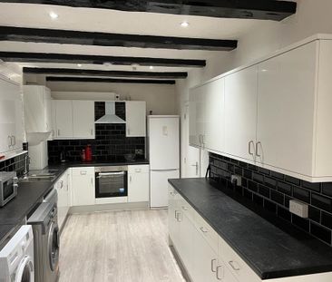 Room in a Shared House, Sunset Road, SE5 - Photo 1