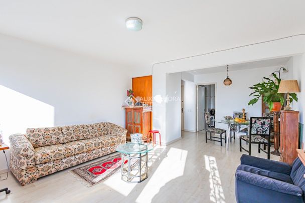 Apartamento com 3 quartos e 111m² para alugar em Mont'Serrat, Porto Alegre. - Photo 1