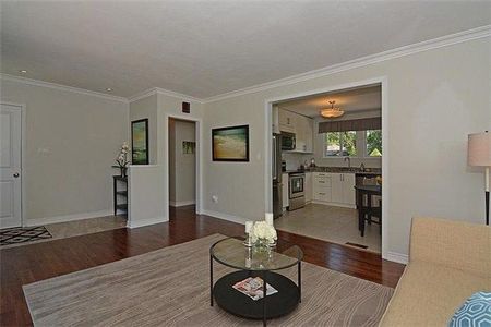 For Lease - 21 Hiley Avenue, Ajax, Ontario - Photo 3