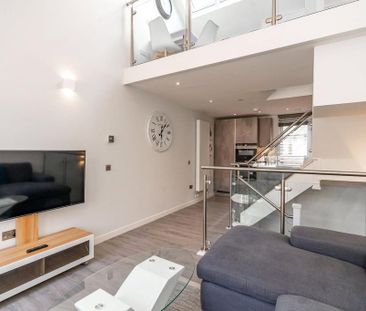 2 bedroom terraced house to rent - Photo 1