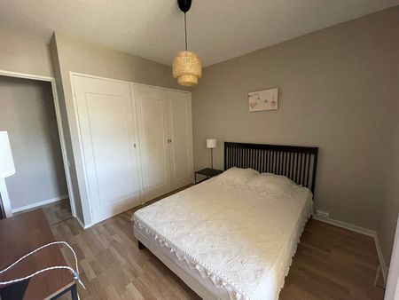 Location Appartement 4 pièces 84m² - Photo 2