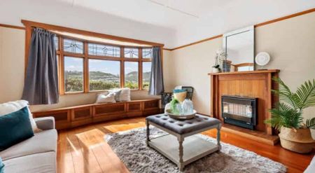 Sun-soaked 2 bedroom, Miramar - Photo 5