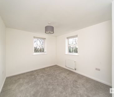 Thorpe Close, Stone Cross - Photo 3