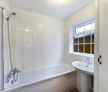 Trash Green, Theale Road, Burghfield, Reading, RG30 - Photo 4