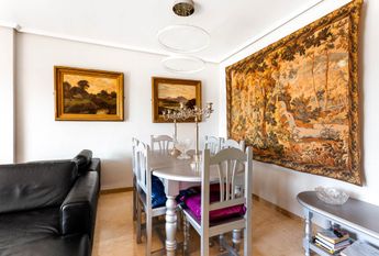 Spacious 4 bed penthouse, furnished and equipped in Marbella, near the Dunes of Artola and Cabopino