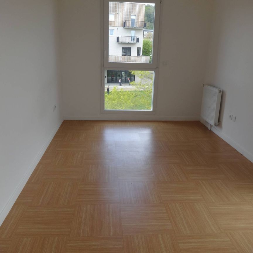LOUVIERS - T4 de 84 m² - Photo 1