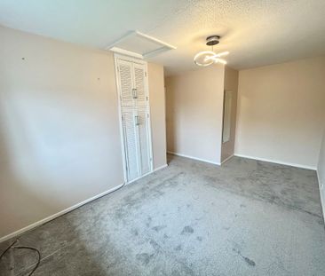 Elder Grove, Auckley, DN9 - Photo 3