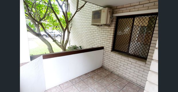 Ground Floor Unit in the Heart of Fairfield - Photo 1