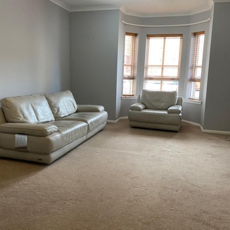 2 bedroom end of terrace house to rent - Photo 1