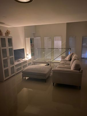 Springfield Lakes - Photo 1