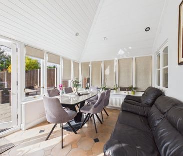 White Hart Close, Chalfont St. Giles, Buckinghamshire,HP8 - Photo 2