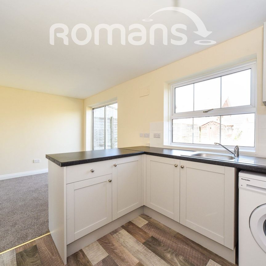 Dunbar Drive, Woodley, Reading, RG5 - Photo 1