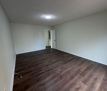 For Lease - 15 Abigail Place, Toronto, Ontario - Photo 3