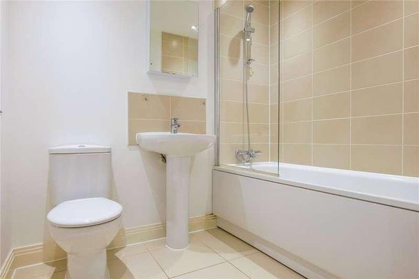 Ashville Way, Wokingham, Berkshire, RG41 - Photo 1