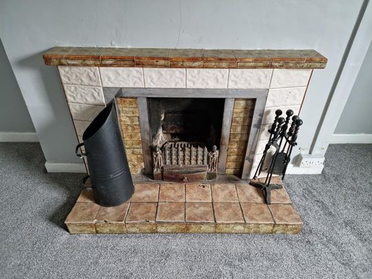 3 bedroom semi-detached house to rent - Photo 1