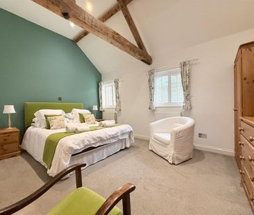 Swindon Lane, Cheltenham GL50 4NZ - Photo 3