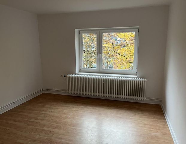 Erste eigene Wohnung zum 16.12.2025 frei! - Photo 1