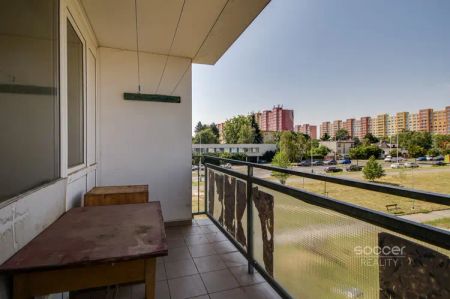 Pronájem bytu 1+kk s lodžií, 36 m - Photo 3