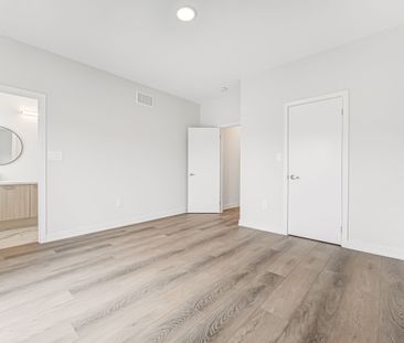 For Lease - 21 Victor Metcalf Lane, Richmond Hill, Ontario - Photo 6
