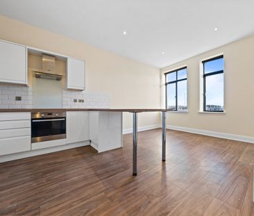 2 bedroom flat to rent, - Photo 4
