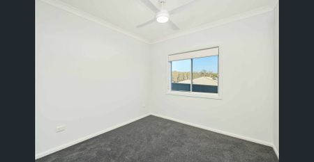 EASY, MODERN LIVING! - Photo 3