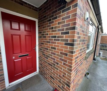 1 bedroom Flat To Let - Photo 6